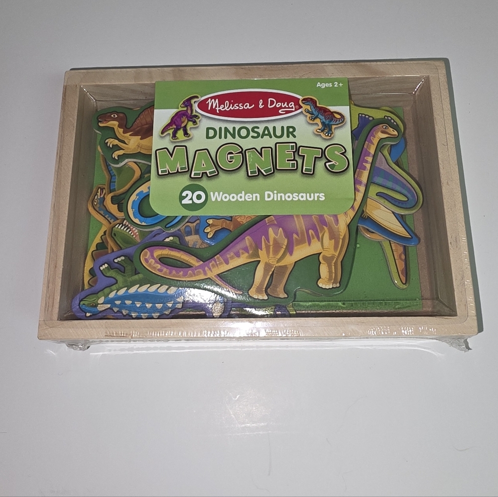 Melissa & Doug Magnetic Wooden Dinosaurs in a Box 20 Magnets New Sealed